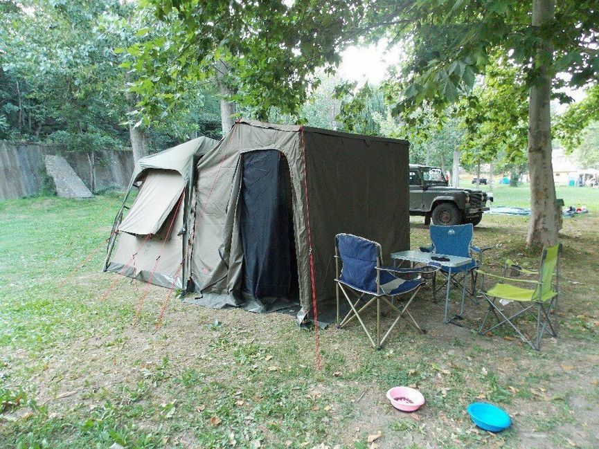 Jet store tent chair